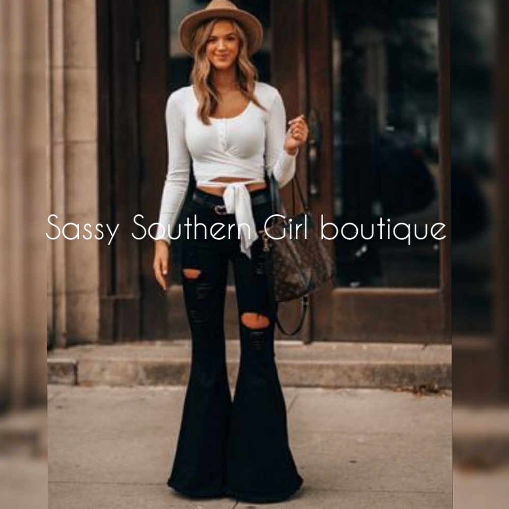 ⭐🆕Boho hippy Black rinse super bell jeans